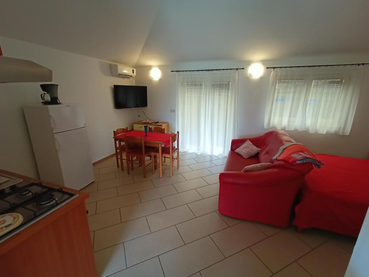 Apartment Studio Ta-Ti Umag Exterior photo
